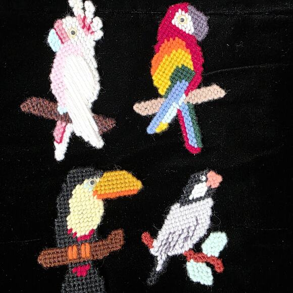 VTG Handmade Needlepoint Bird Magnets, Set Of 4 - Picture 1 of 7